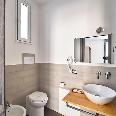 Nocleg ze śniadaniem La Terrazza Sul Centro 4*